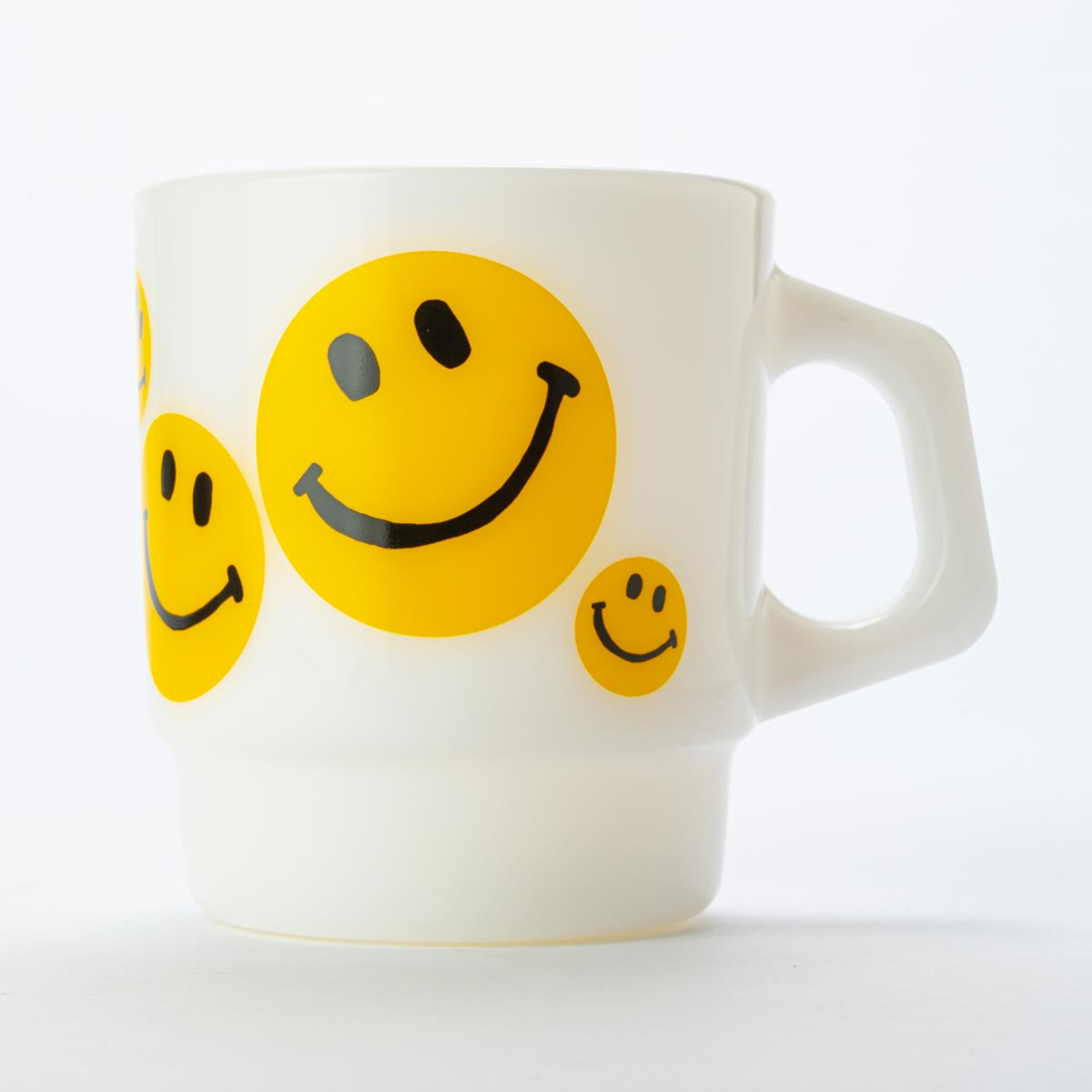 Fire-King スタッキングマグ SMILEY FACE イエロー