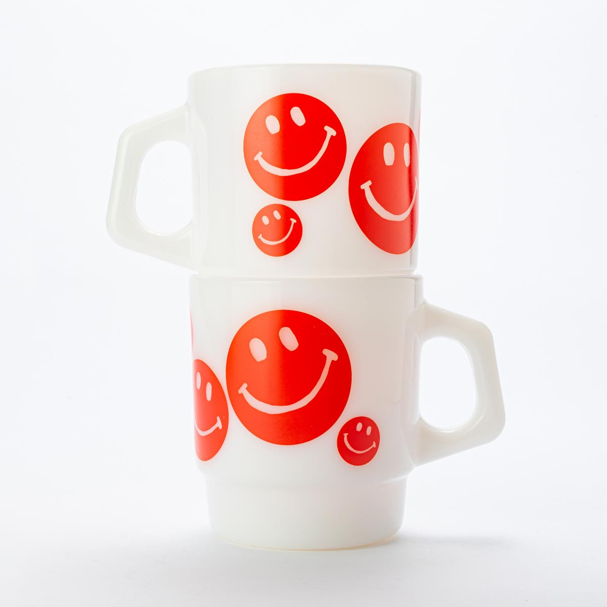 Fire-King スタッキングマグ SMILEY FACE レッド
